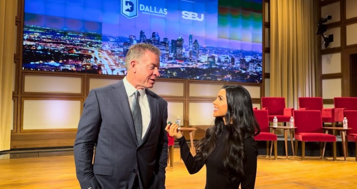 Troy Aikman, Bri Amaranthus